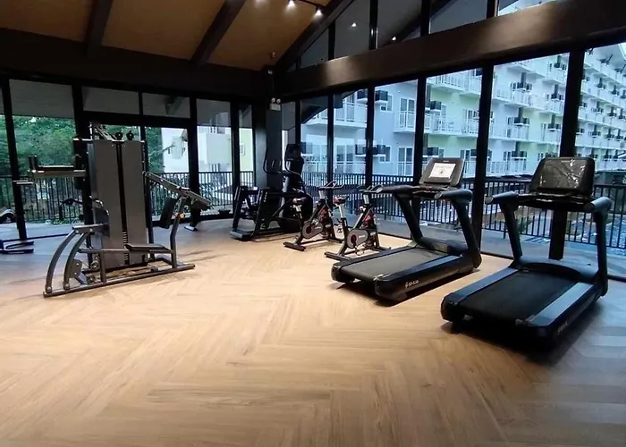 Lauriz Place 2 At Amani Grand And Residences * マクタン